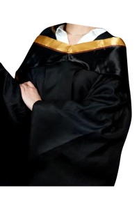 設計金色邊拼黑色披巾畢業袍      訂做學士學位畢業袍     香港理工大學PolyU     畢業袍生產商    設計畢業袍公司   DA566